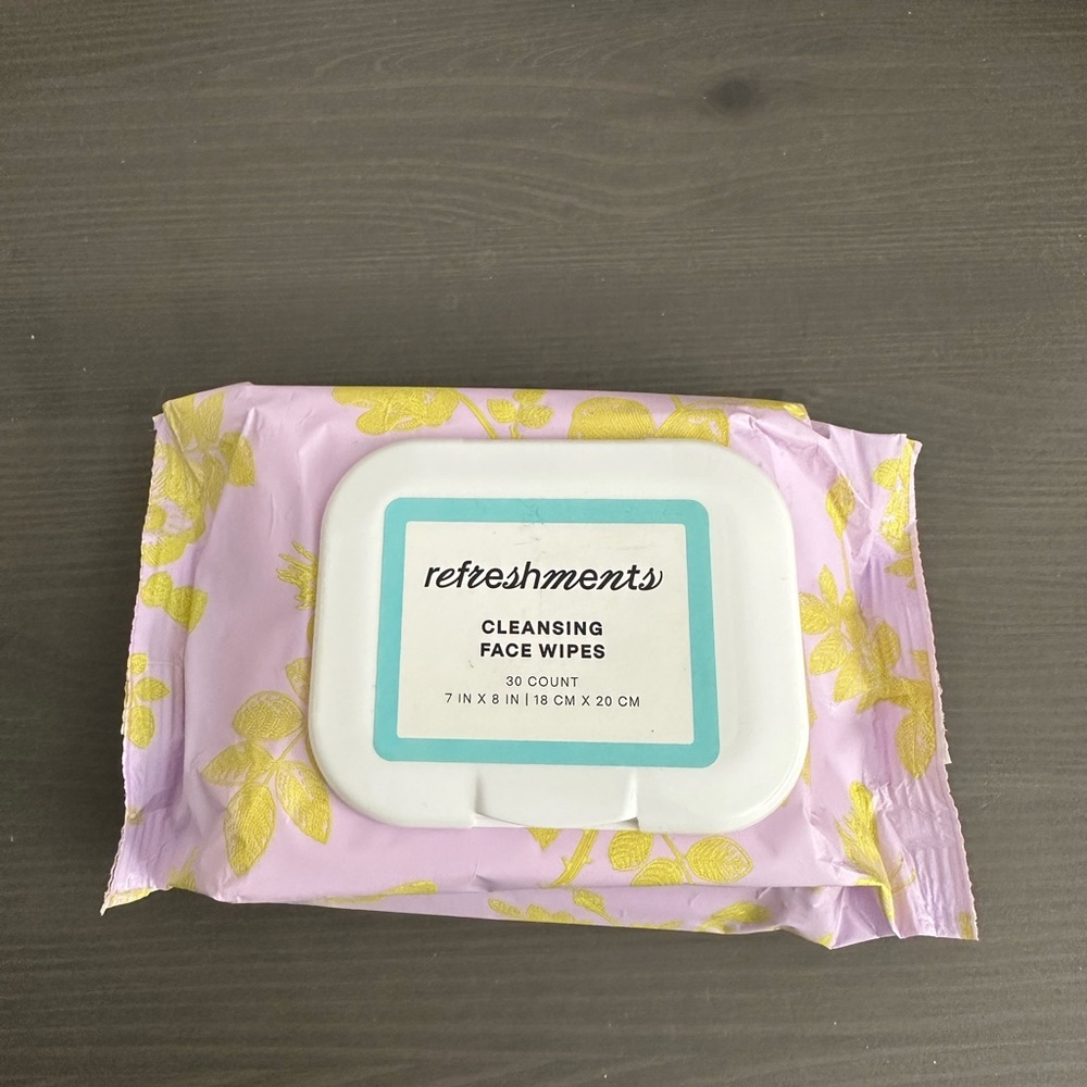 🌸5/$20🌸 Refreshments Lavender Cleansing Face Wipes